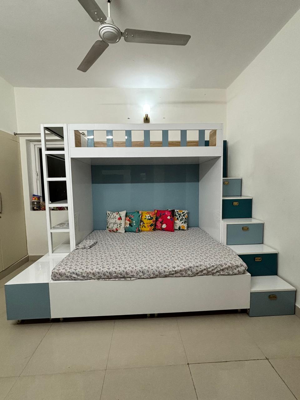 Hydraulic Bed 22